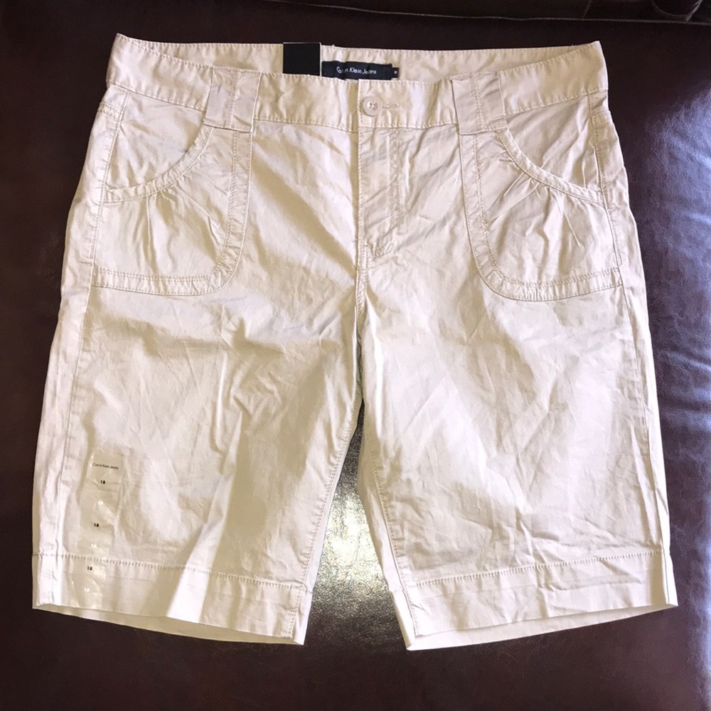 Calvin Klein Shorts, Khaki, Sz 18, NWT!